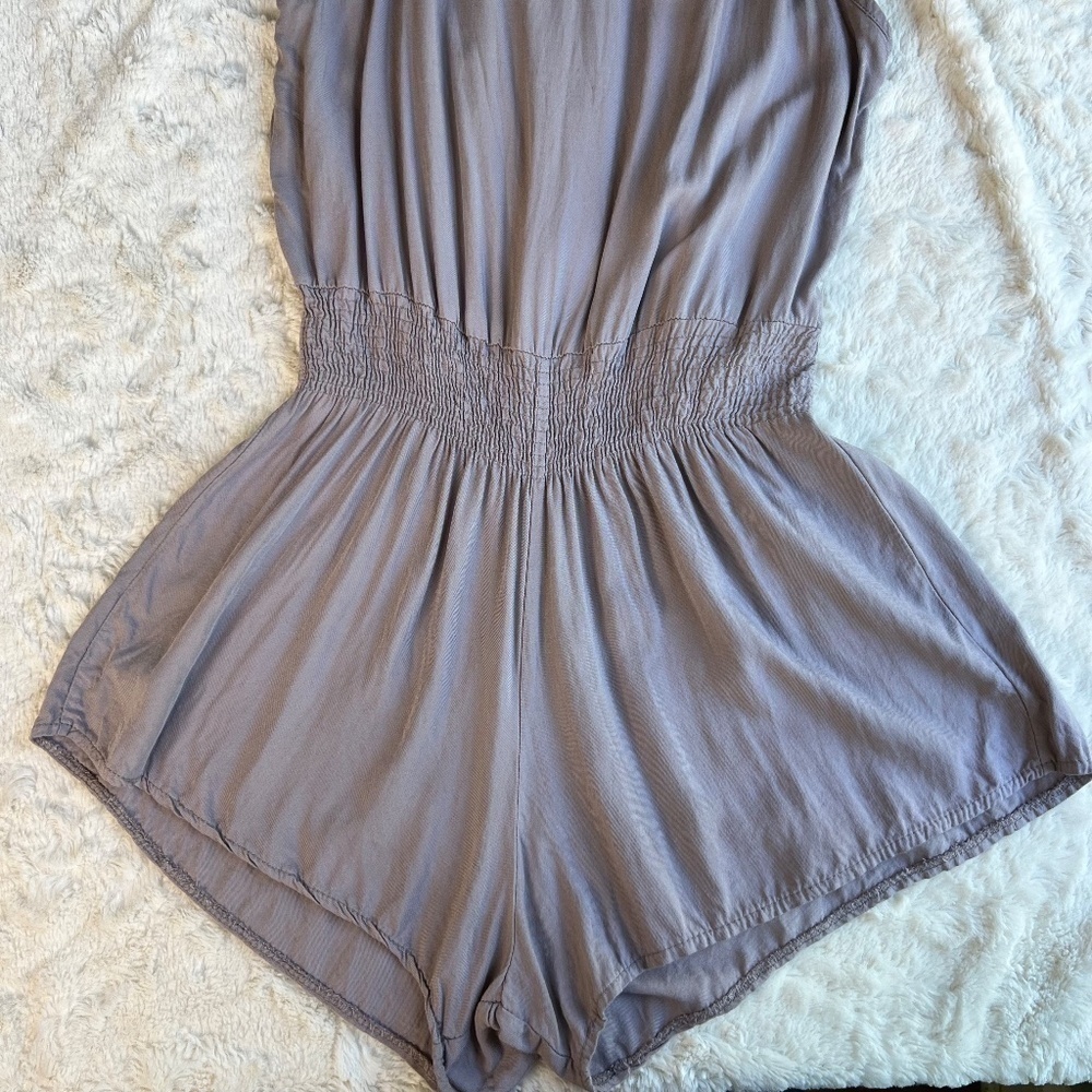 Brandy Melville Blanche Dusty Lavender Romper OSFA - Picture 5 of 6